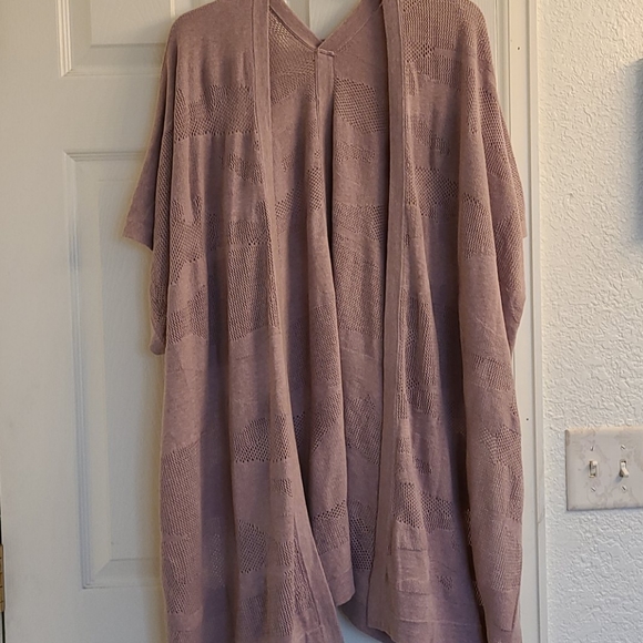 lululemon athletica Accessories - Lululemon Find Your Light Wrap